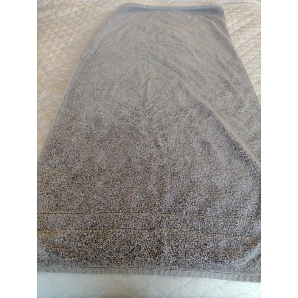 Brooklinen Light Gray Bath Towel Turkish Cotton Soft Fluffy Single Large Slate